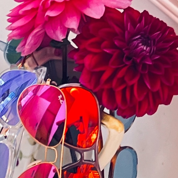 Perfect Day For A New Pair of Sunglasses!!!! - Picture 6 of 8